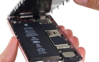$29 Replacement | Before Going To Apple Store For iPhone Battery Replacements, read this