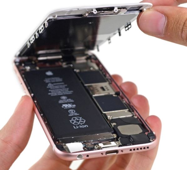 $29 Replacement | Before Going To Apple Store For iPhone Battery Replacements, read this